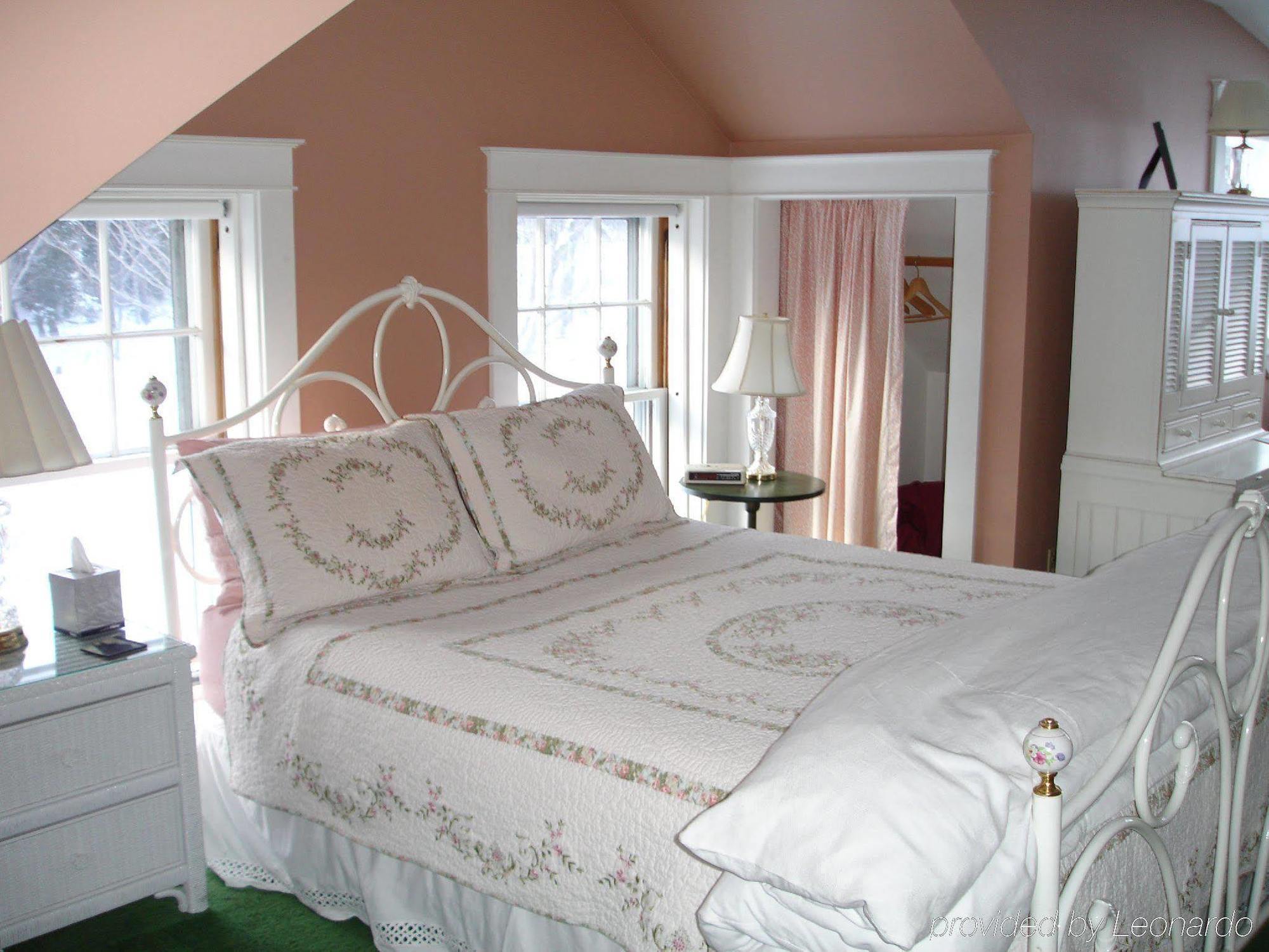 The Trumbull House Bed And Breakfast Hanover Oda fotoğraf